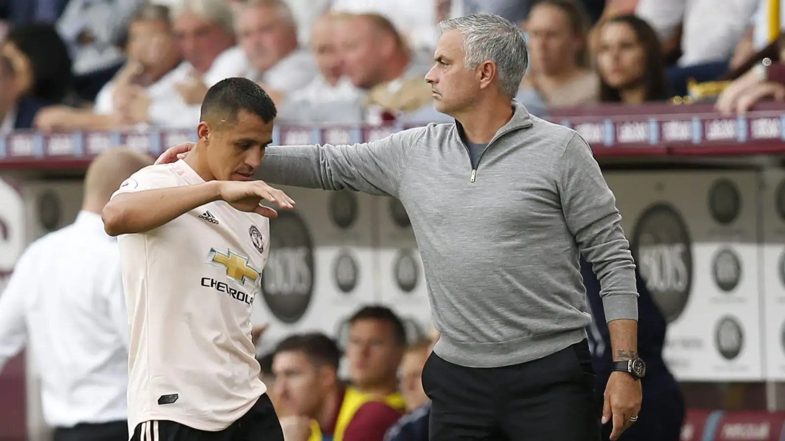 Jose Mourinho and Alexis Sanchez at Manchester United, 2018.