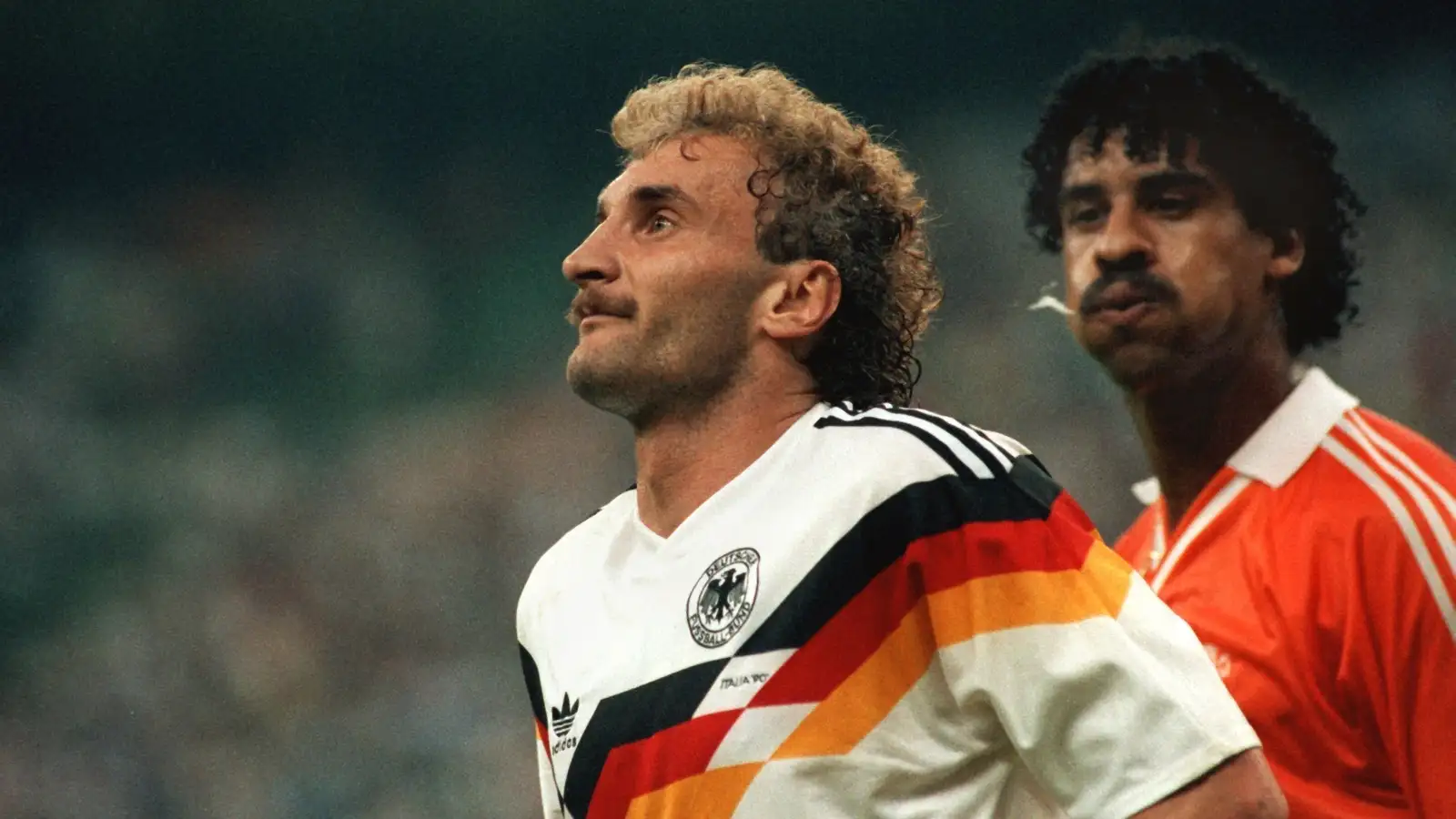 The Shithouse Files: Frank Rijkaard gobbing on Rudi Voller at Italia 90